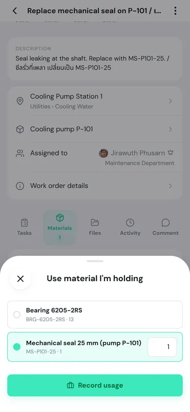 The Use material I’m holding sheet with Mechanical seal 25 mm selected, quantity 1, and the Record usage button